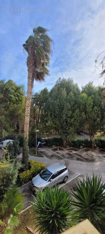 Appartement à SIX-FOURS-LES-PLAGES