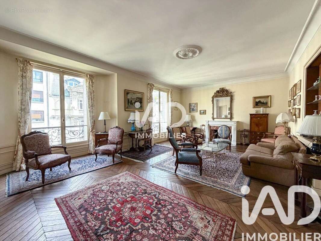 Photo 4 - Appartement à PARIS-16E