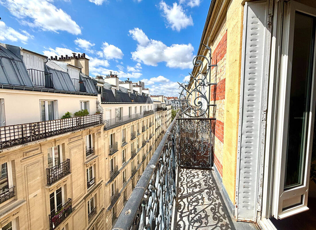 Appartement à PARIS-11E