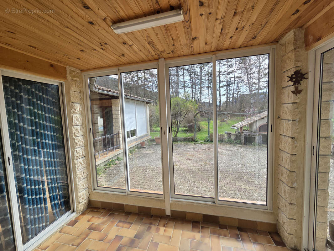 Maison à LA MOTTE-CHALANCON