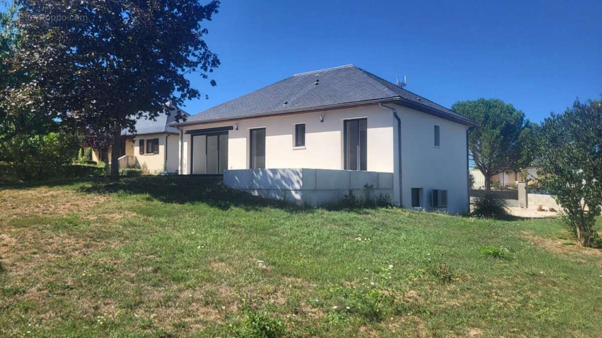 Maison Rignac 4 pièce(s) 90 m2 - photo 3