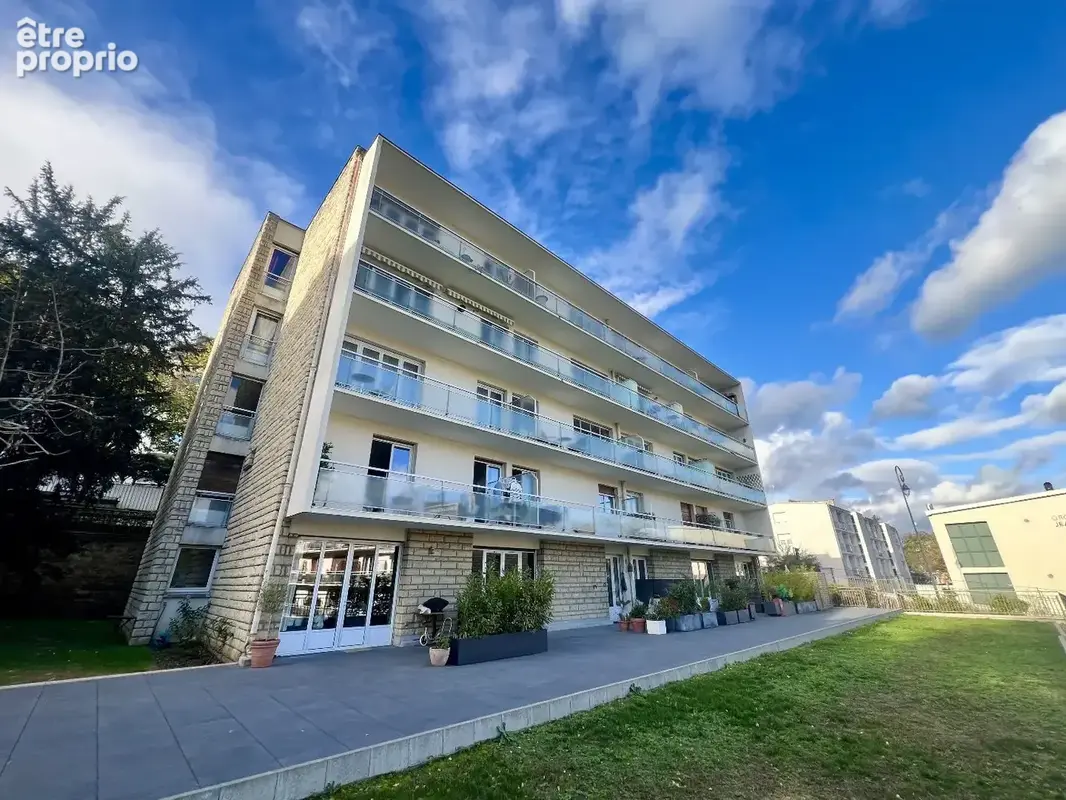 EXCLUSIVITÉ  Appartement F2 de 37 m² à Sèvres / Ville-d'Avray - photo 1