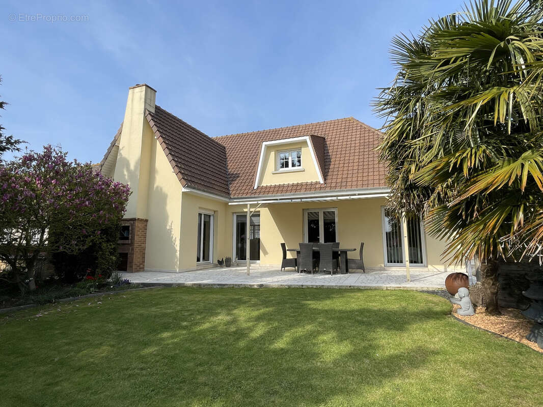 Maison à SAINTE-HONORINE-DU-FAY