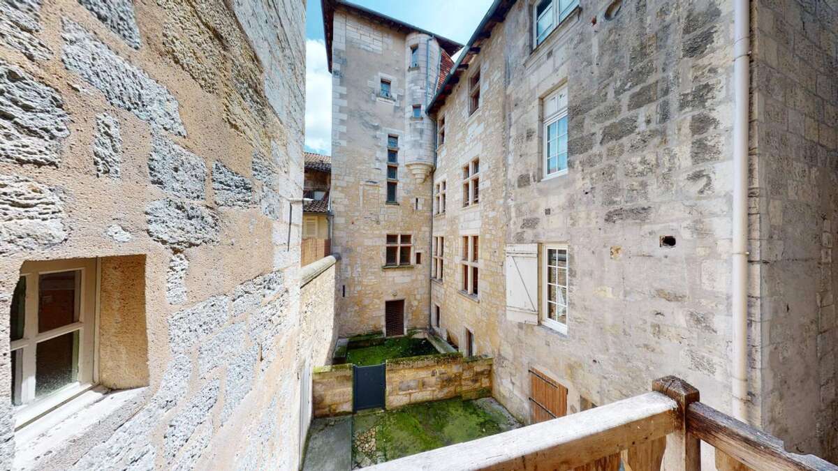 Appartement hyper centre  95 m2 dans hôtel particulier - photo 16