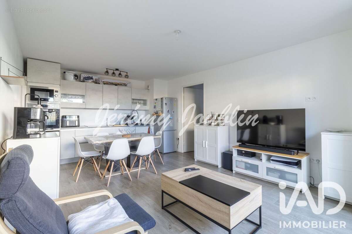 Photo 3 - Appartement à JOUY-LE-MOUTIER
