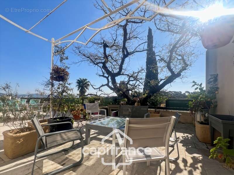 Appartement à HYERES