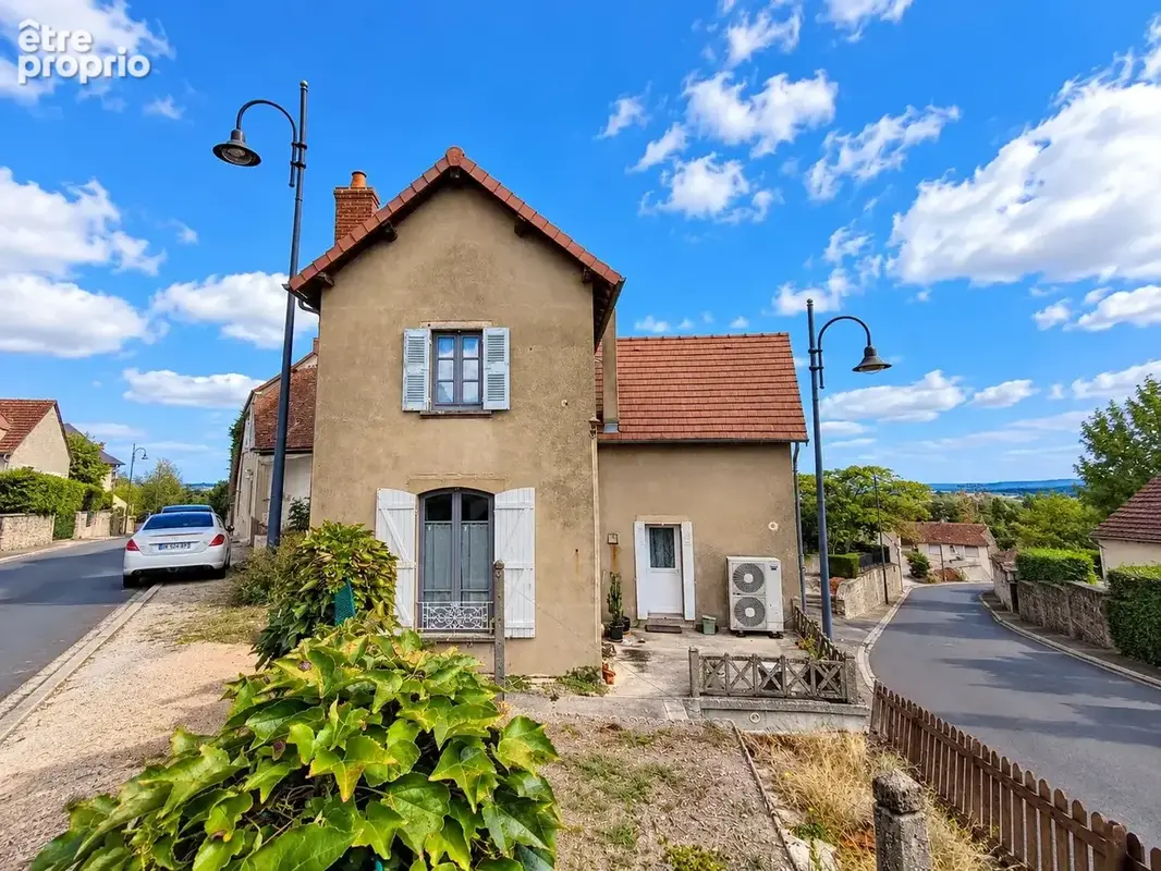 Maison de village avec petit garage à Le Theil - photo 1