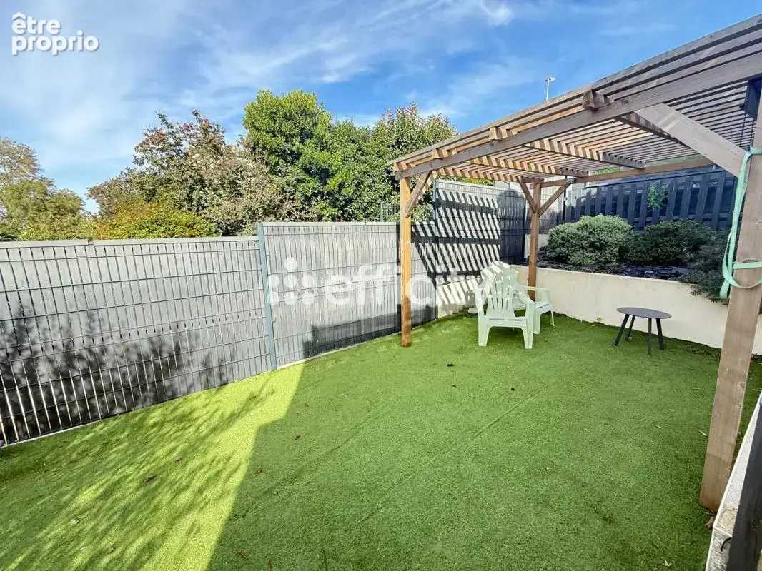 Maison 9 pièces 247 m² à vendre à La Roche-Sur-Yon (85000) - photo 17