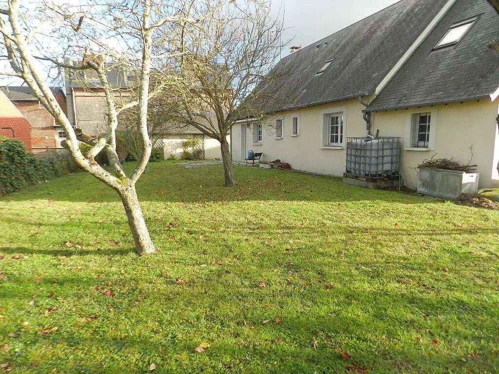 Maison à CREVECOEUR-EN-AUGE