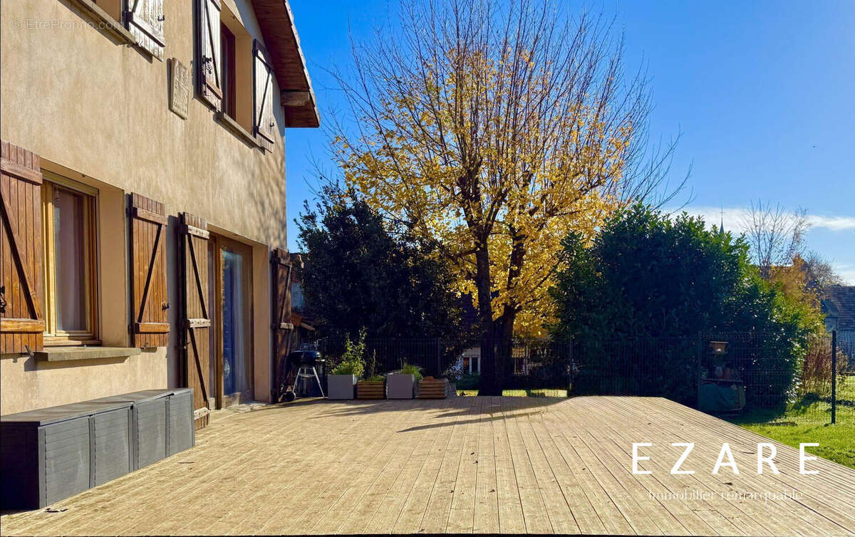 Maison à MEURSANGES