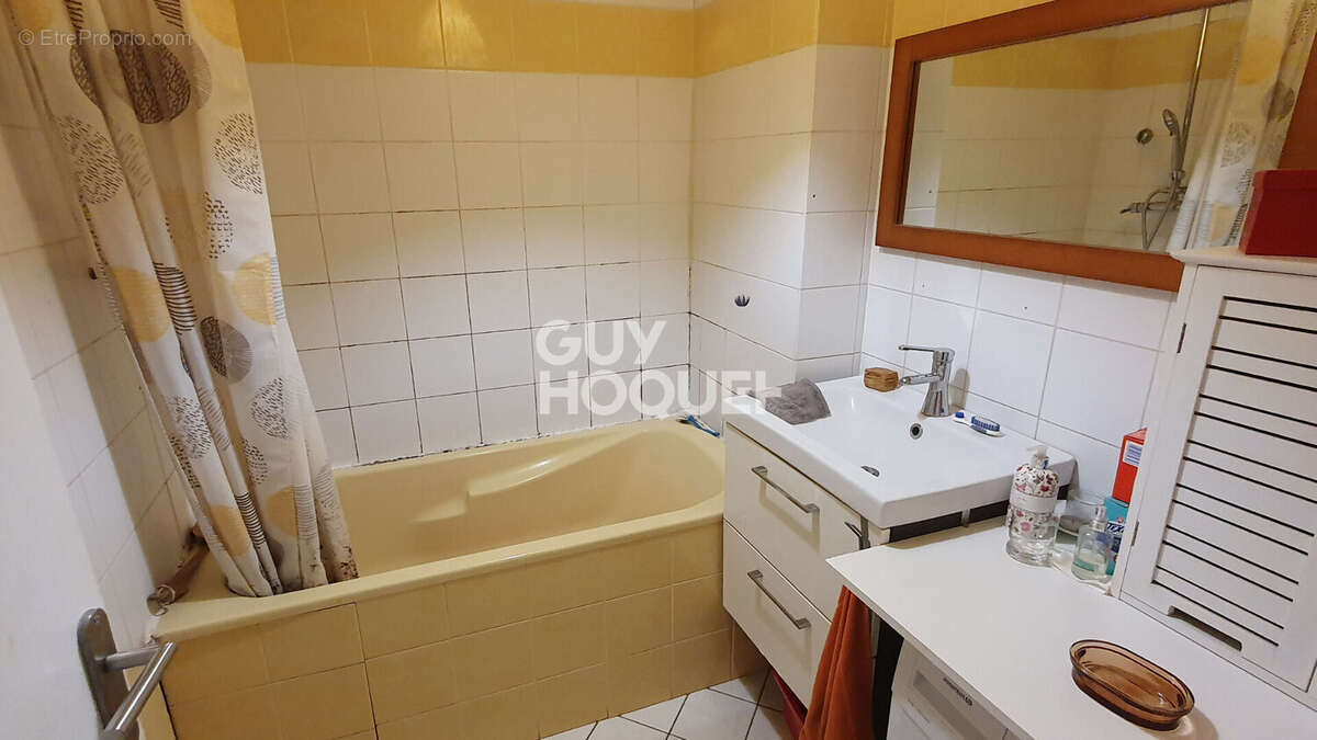 Appartement à OULLINS