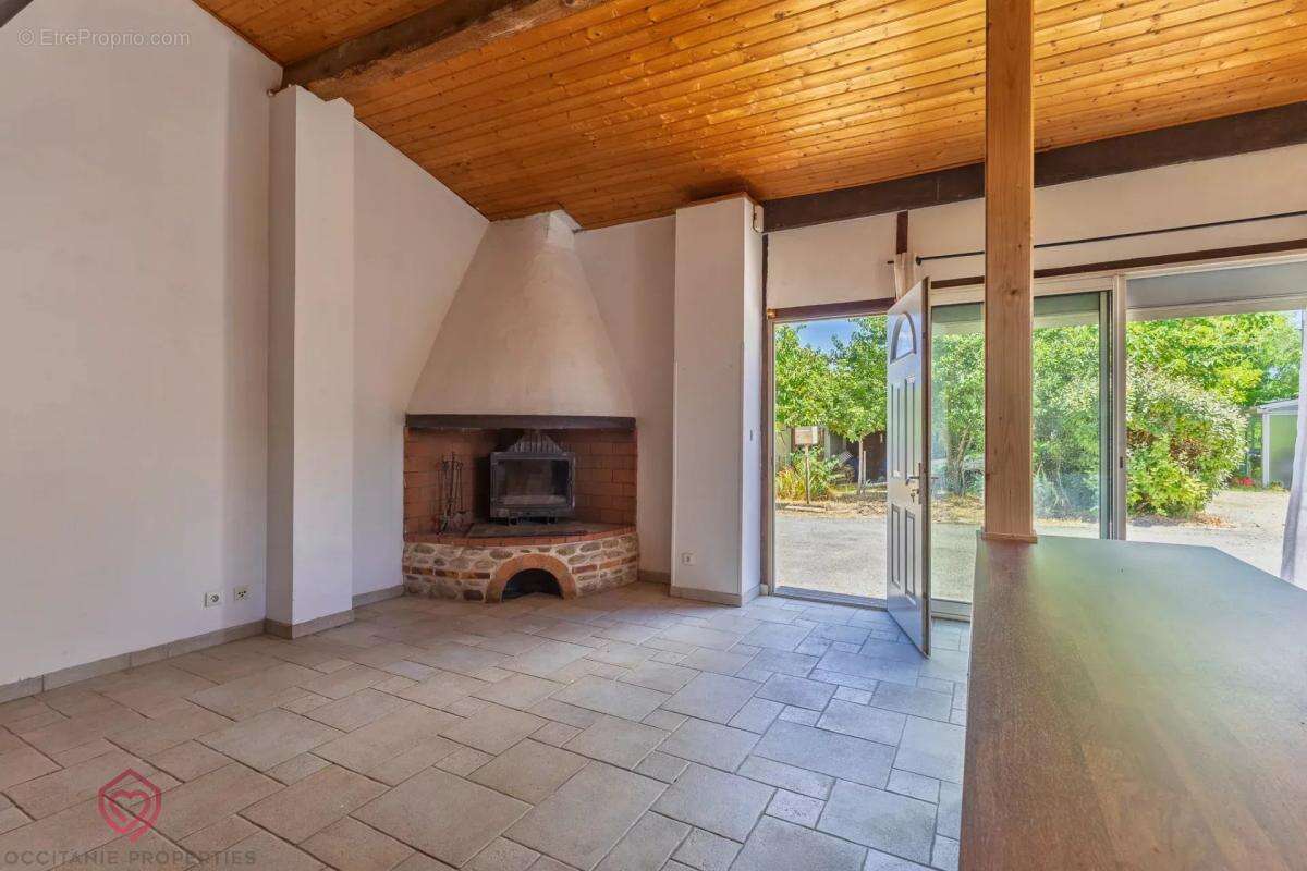 Maison à BELLEGARDE-DU-RAZES