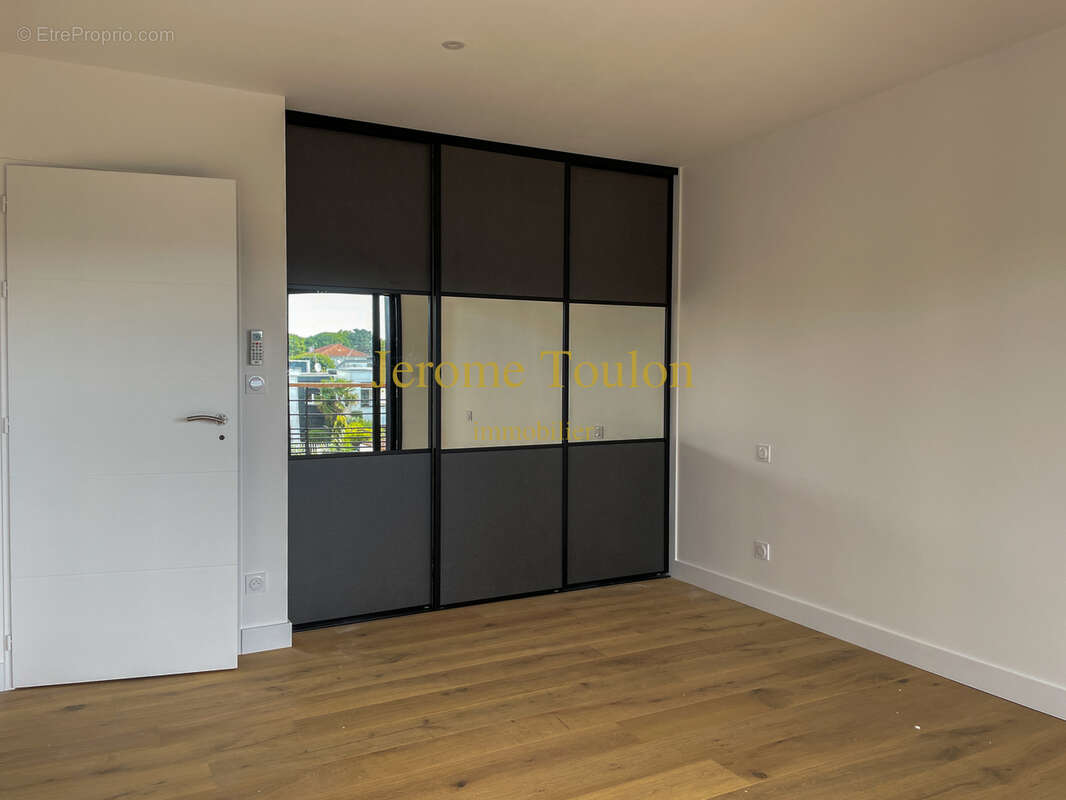 Maison à VAUX-SUR-MER