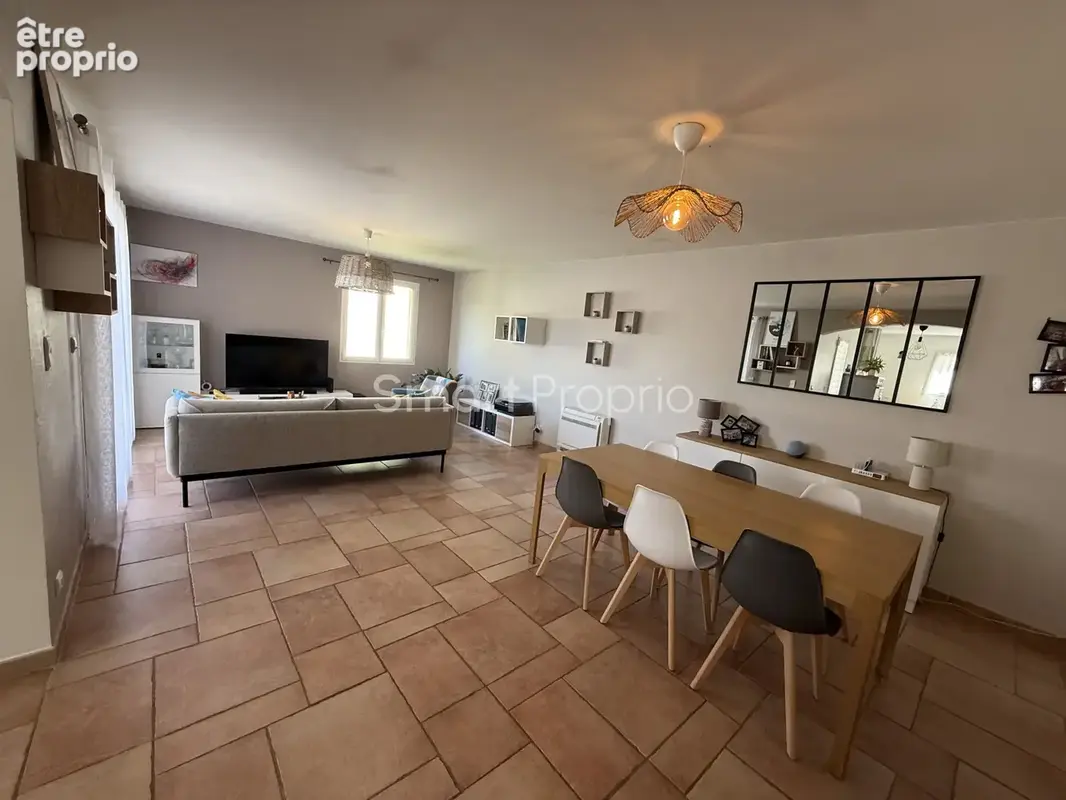 Maison à acheter pour petite famille à Vinon-Sur-Verdon (83) - photo 5
