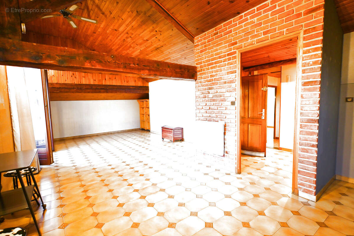 Maison à VILLARD-BONNOT