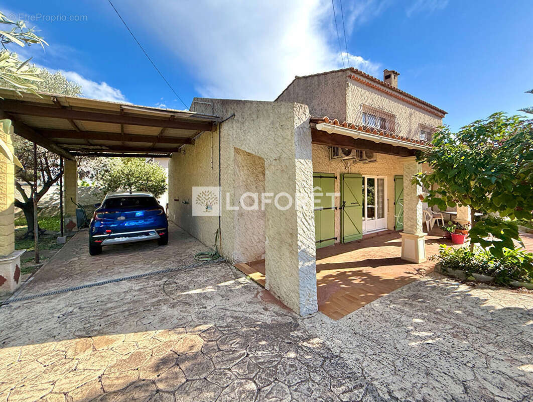 Maison à LA VALETTE-DU-VAR