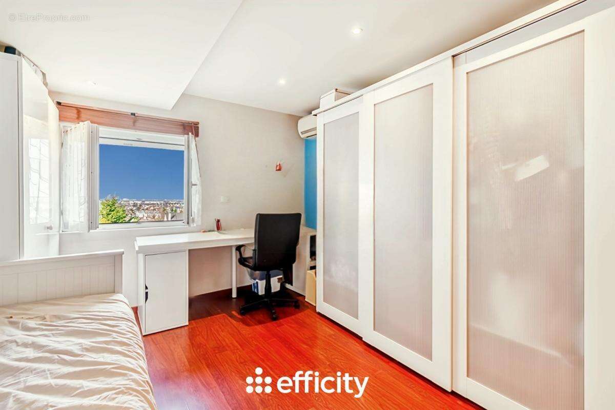 Maison à CHAMPIGNY-SUR-MARNE