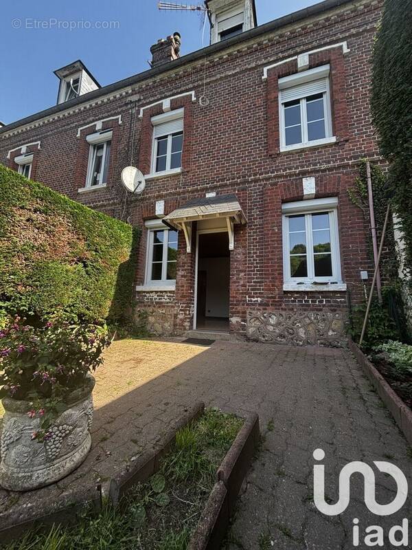 Photo 1 - Maison à LILLEBONNE