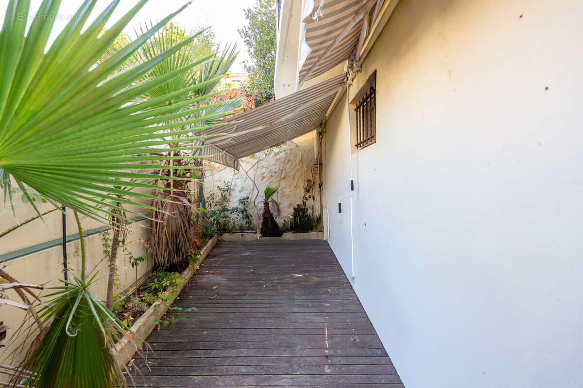 Appartement à MARSEILLE-7E