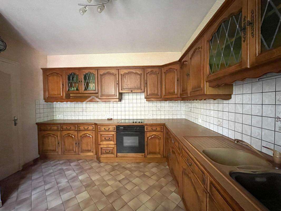 Maison à LE CHATELLIER