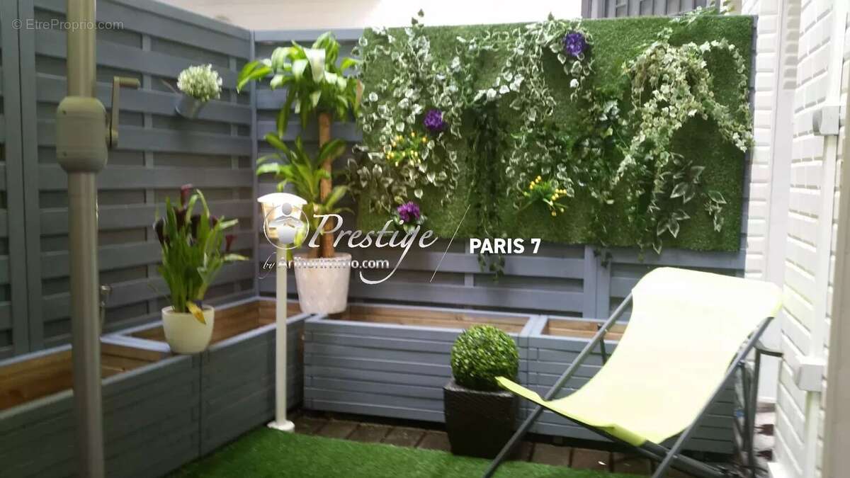 Appartement à PARIS-17E