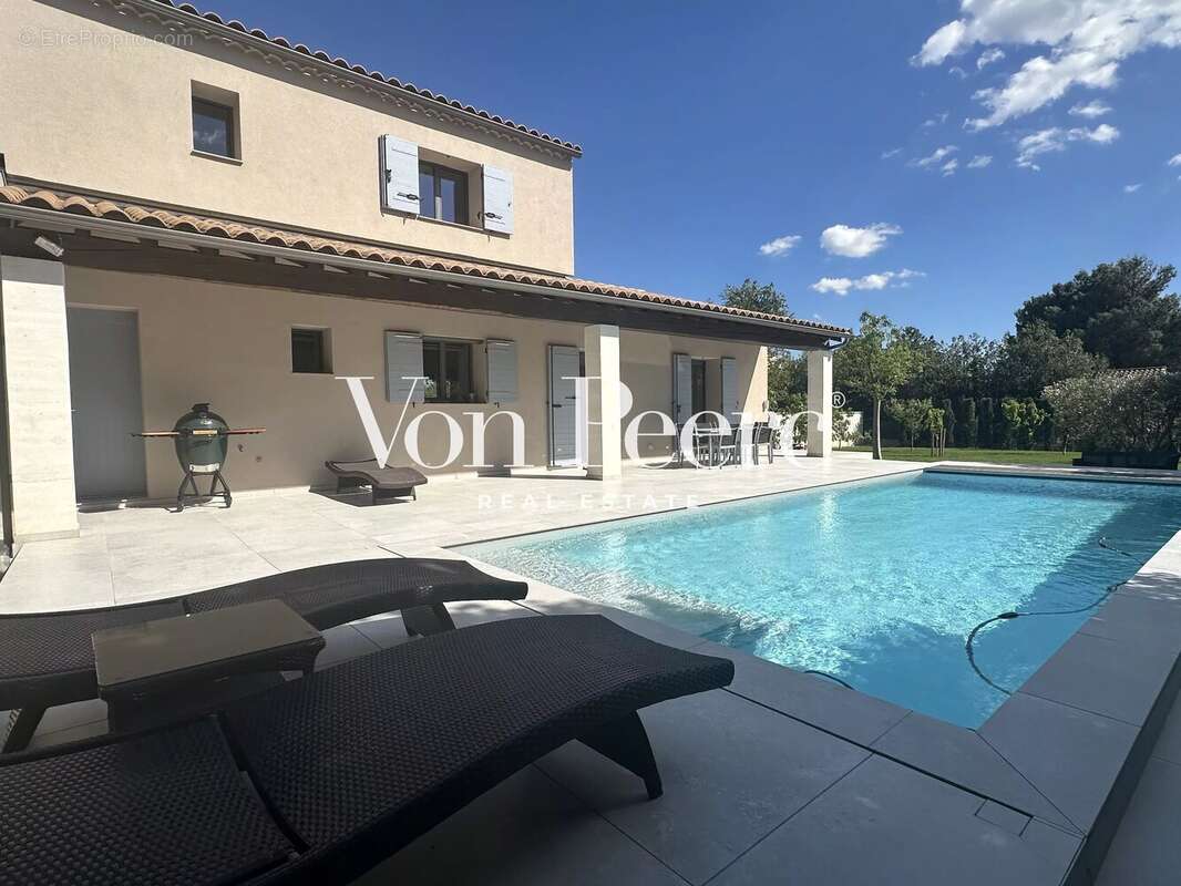 Maison à MAUSSANE-LES-ALPILLES