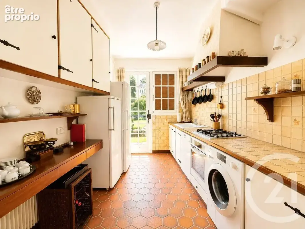 Maison 6 pièces 114 m² à vendre à La Chapelle-Reanville (27950) - photo 6