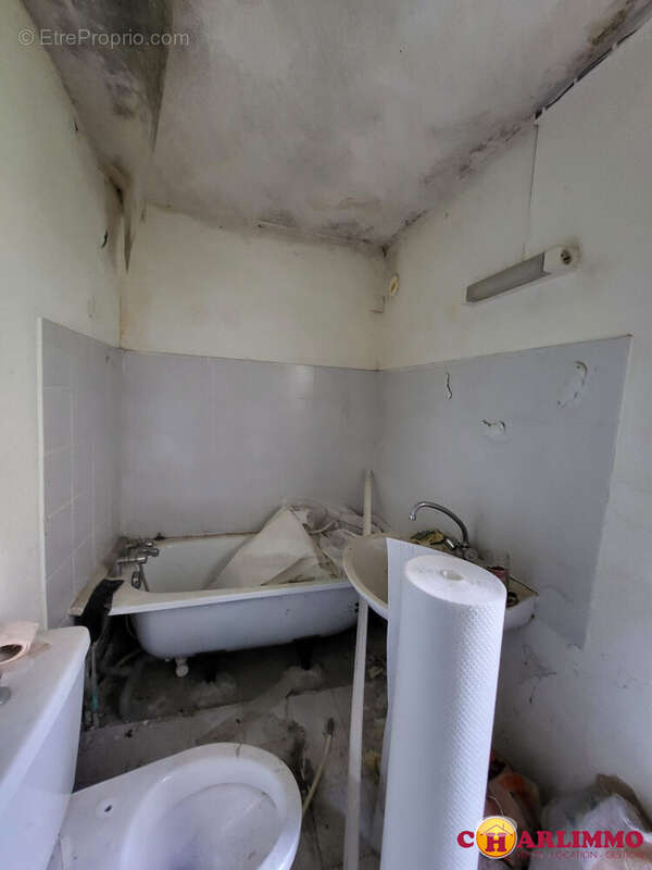 Maison à SAINT-JUNIEN