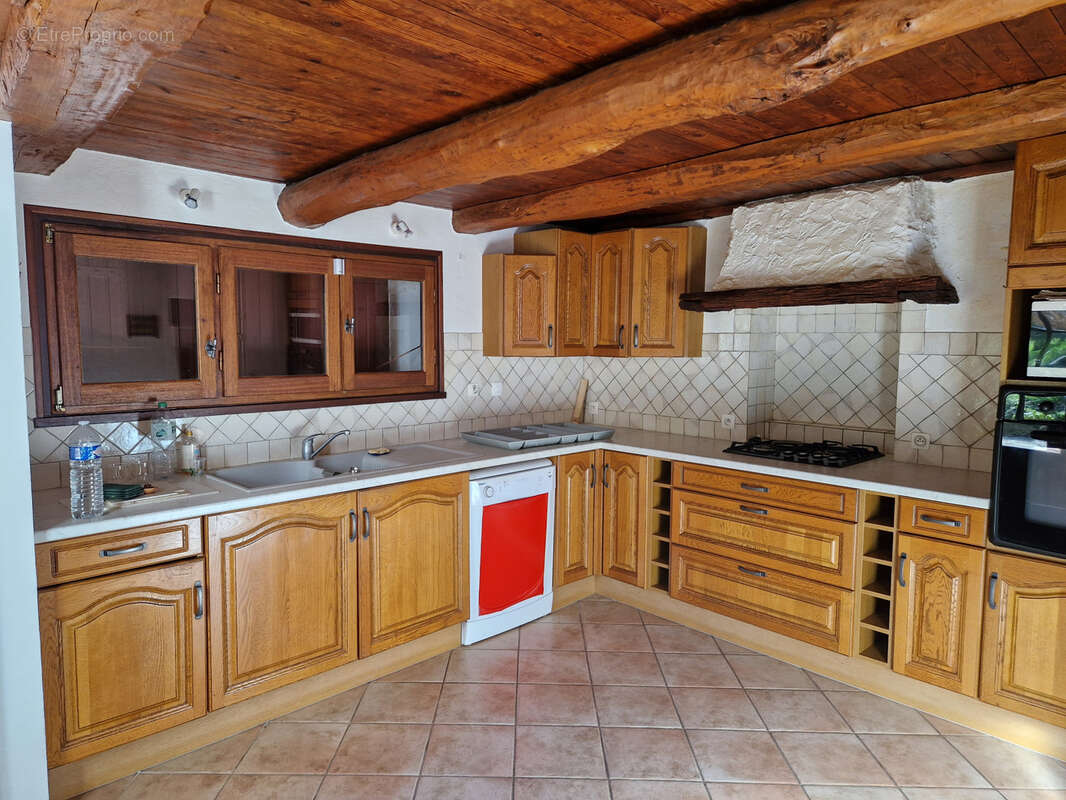 Maison à AUBRES