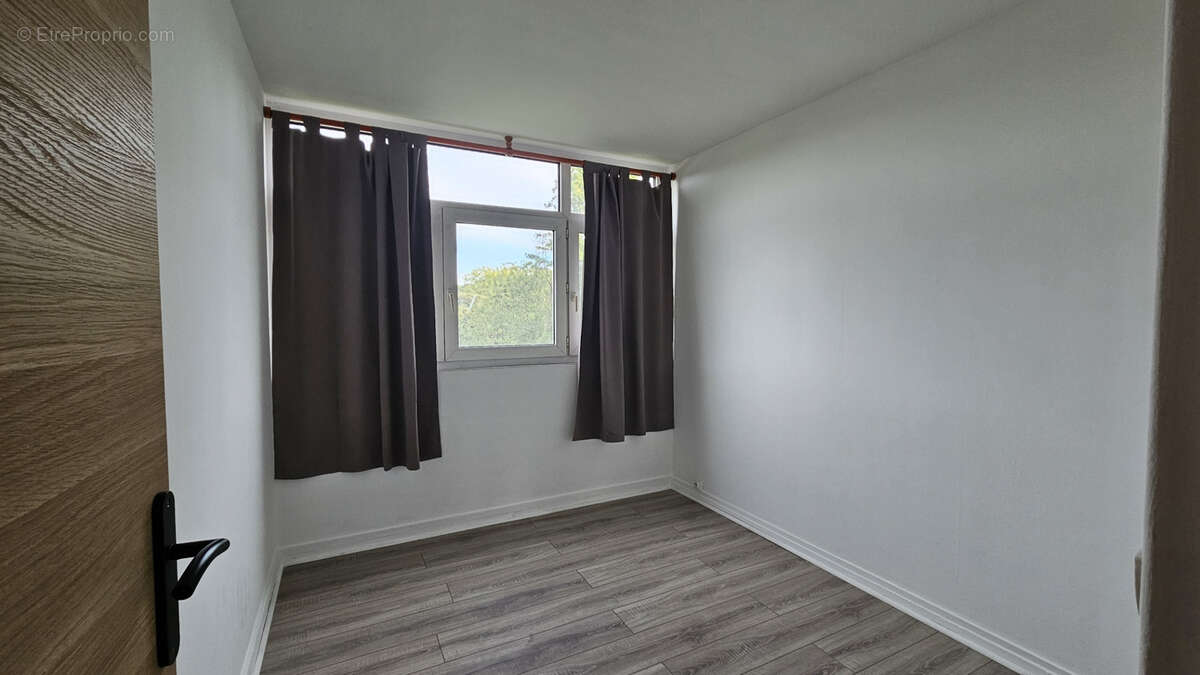 Appartement à RIS-ORANGIS