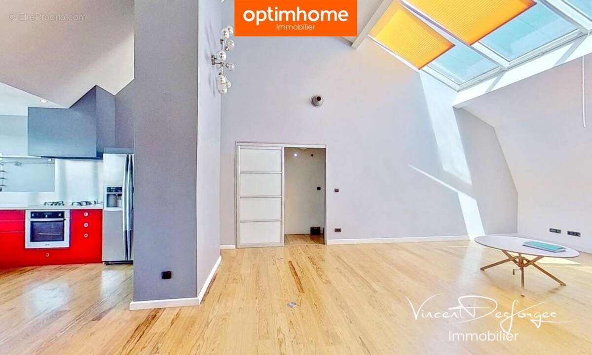 Thionville centre - Lumière, volumes et design – Duplex d’architecte au dernier étage - photo 3
