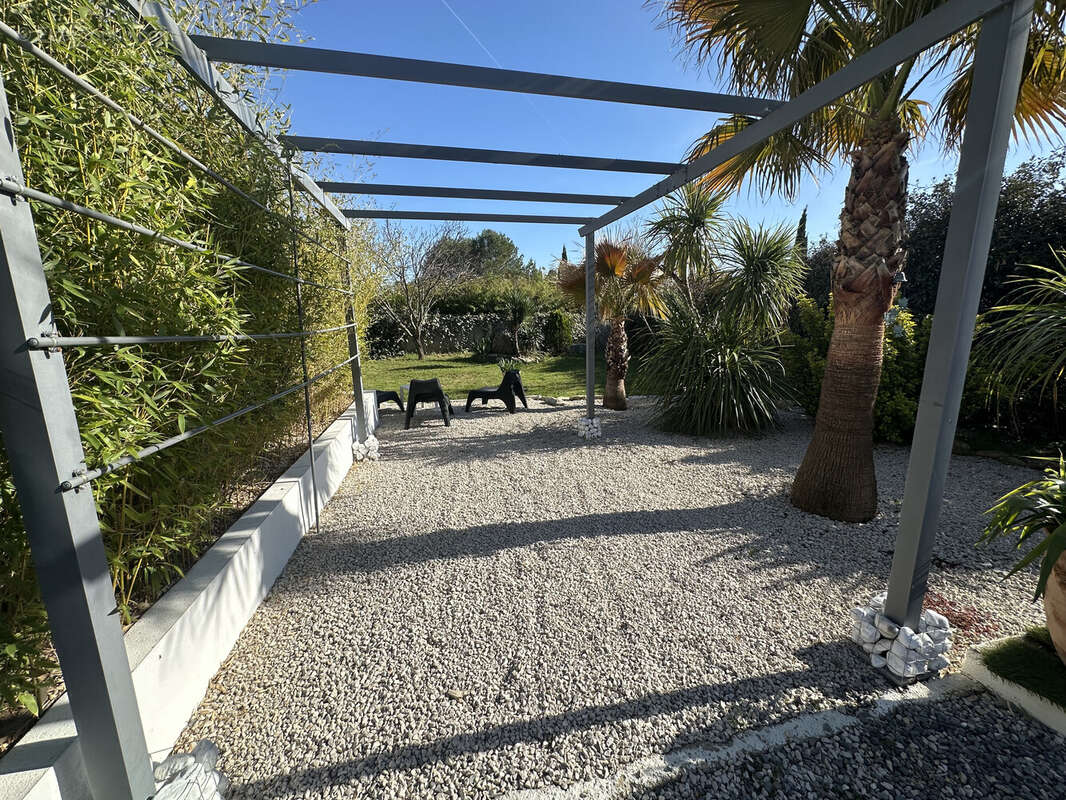 Maison à SAINT-JEAN-DE-CUCULLES