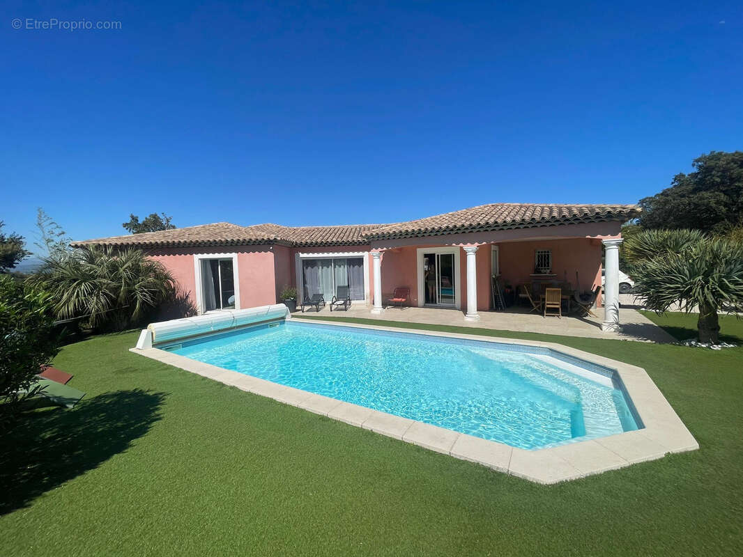 Maison à FREJUS