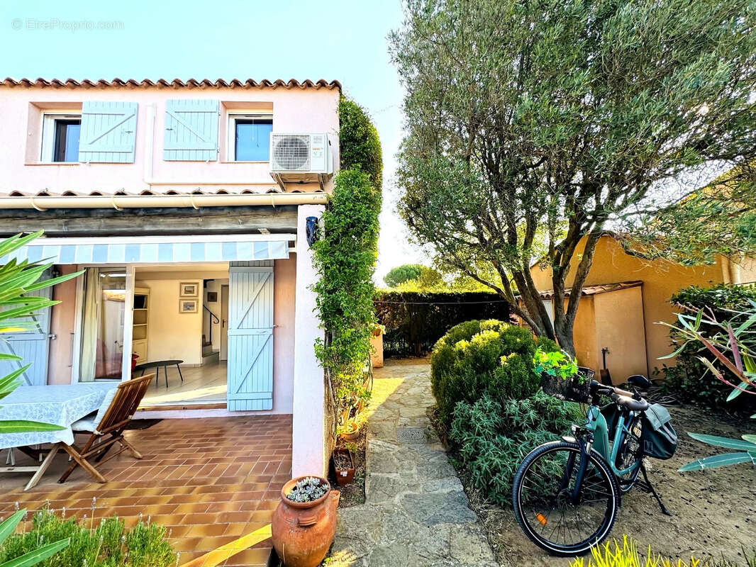 Maison à LA LONDE-LES-MAURES