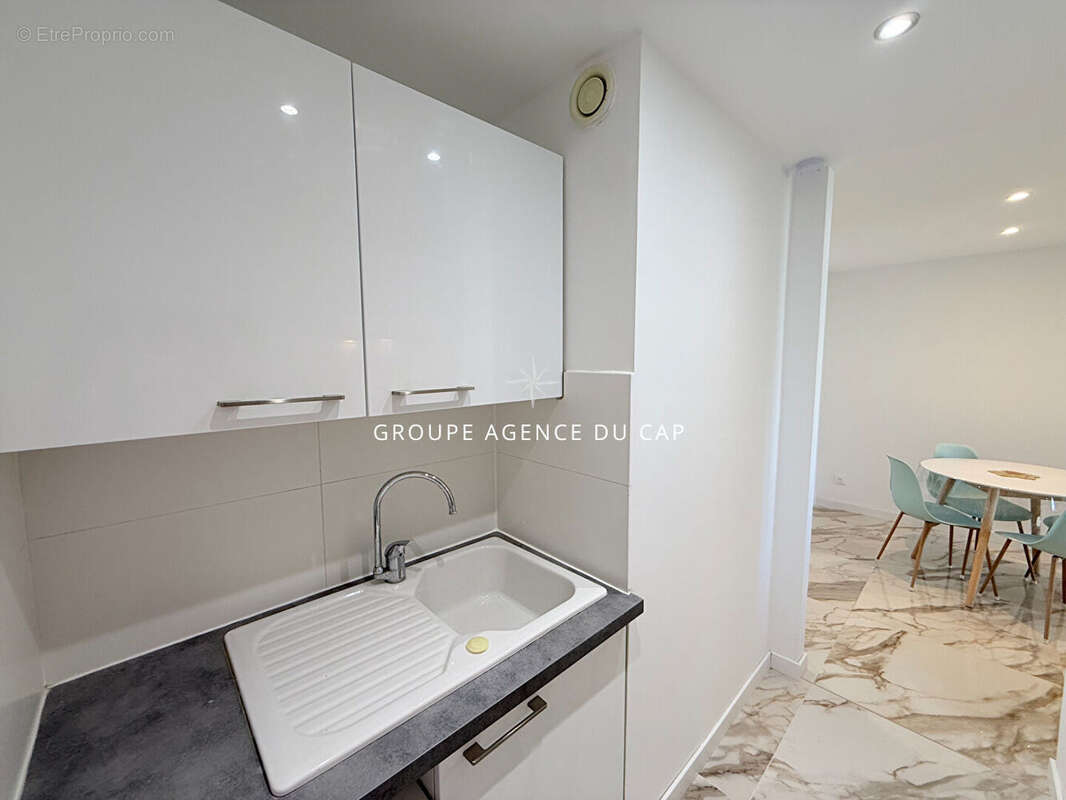 Bord de mer santa lucia 2 pieces de 33 m² avec parking en sous sol - photo 11