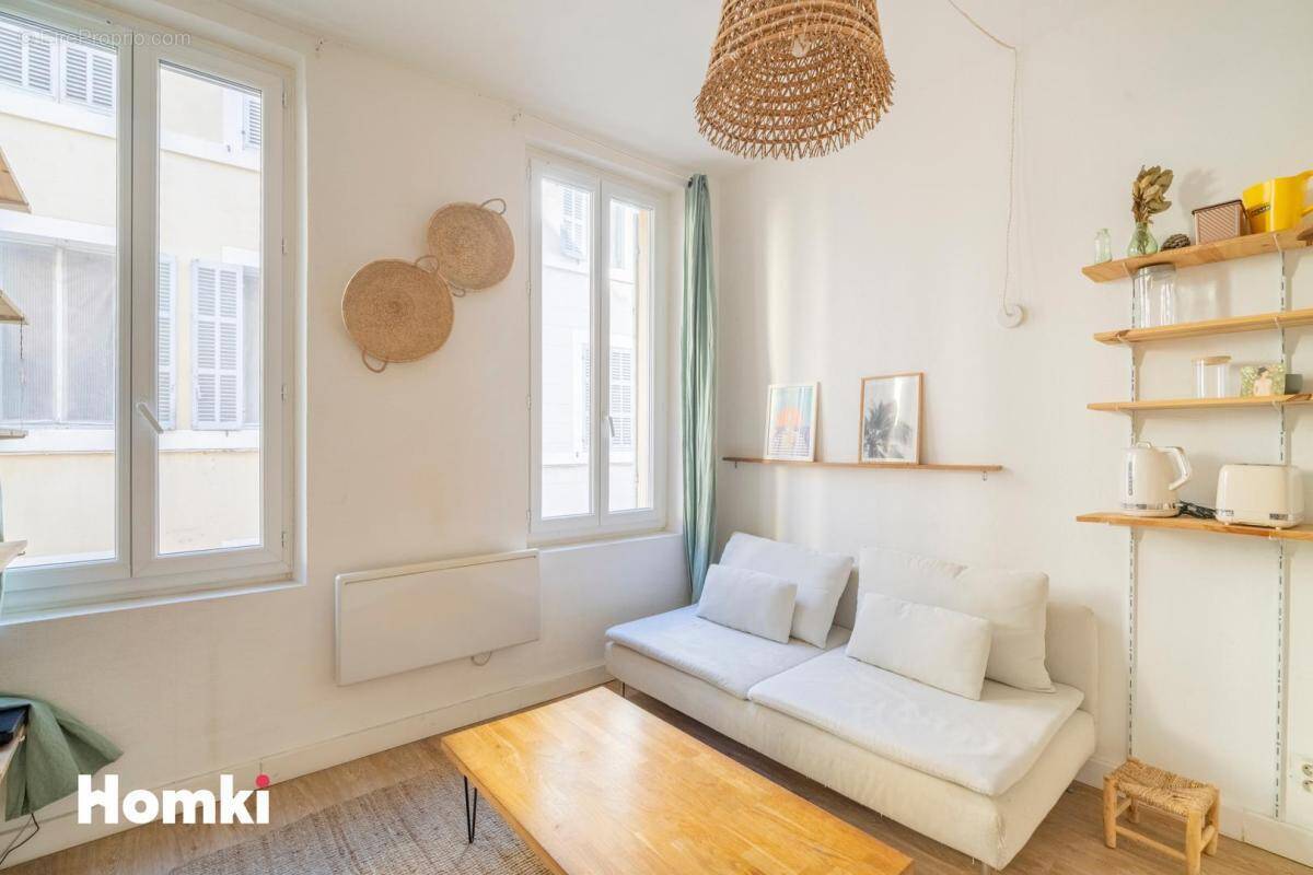 Appartement à MARSEILLE-1E