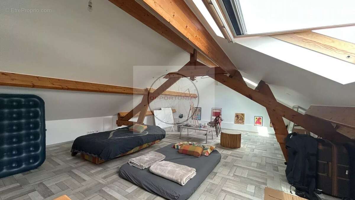 Maison à CHENNEVIERES-SUR-MARNE