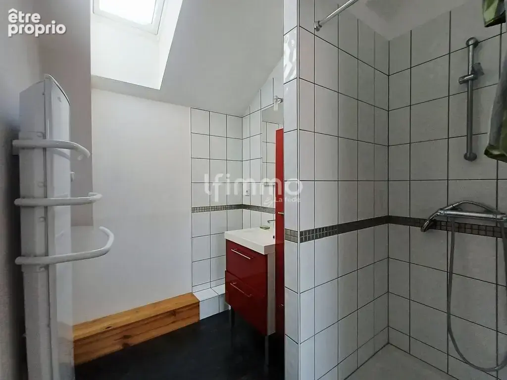 Corps de ferme avec Maison de 105 m² - photo 9