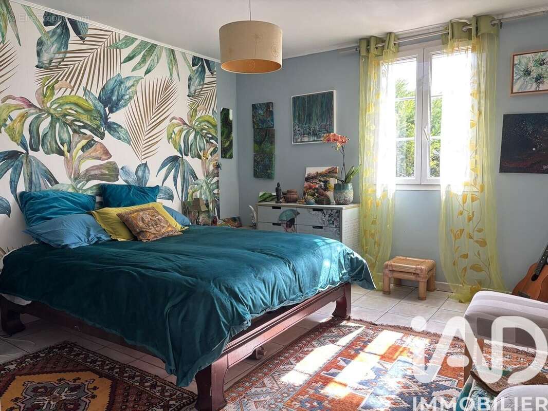 Photo 9 - Maison à ENTRAIGUES-SUR-LA-SORGUE