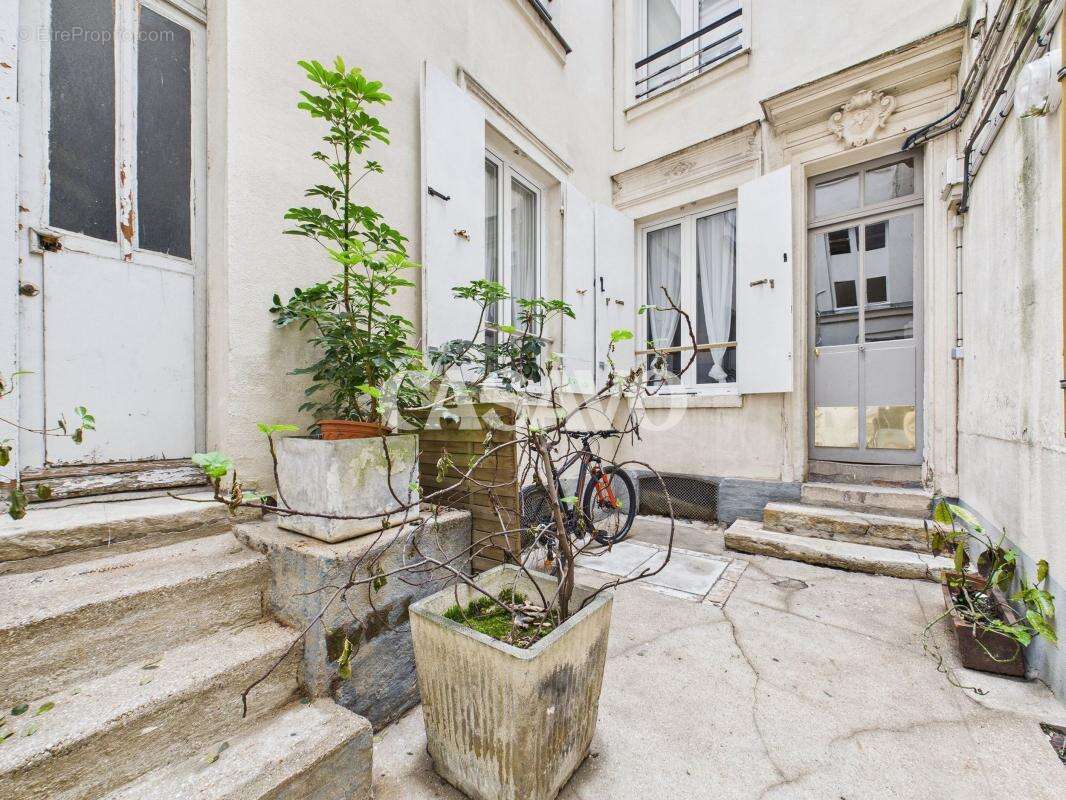 Appartement à PARIS-7E