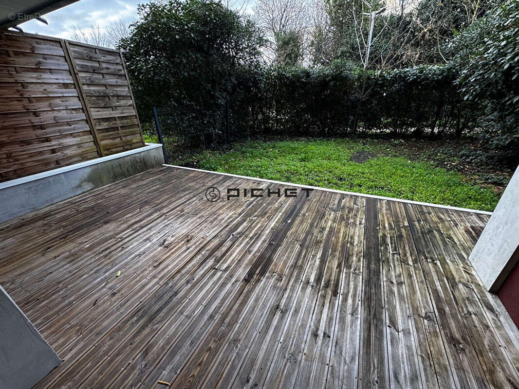 Appartement à BORDEAUX