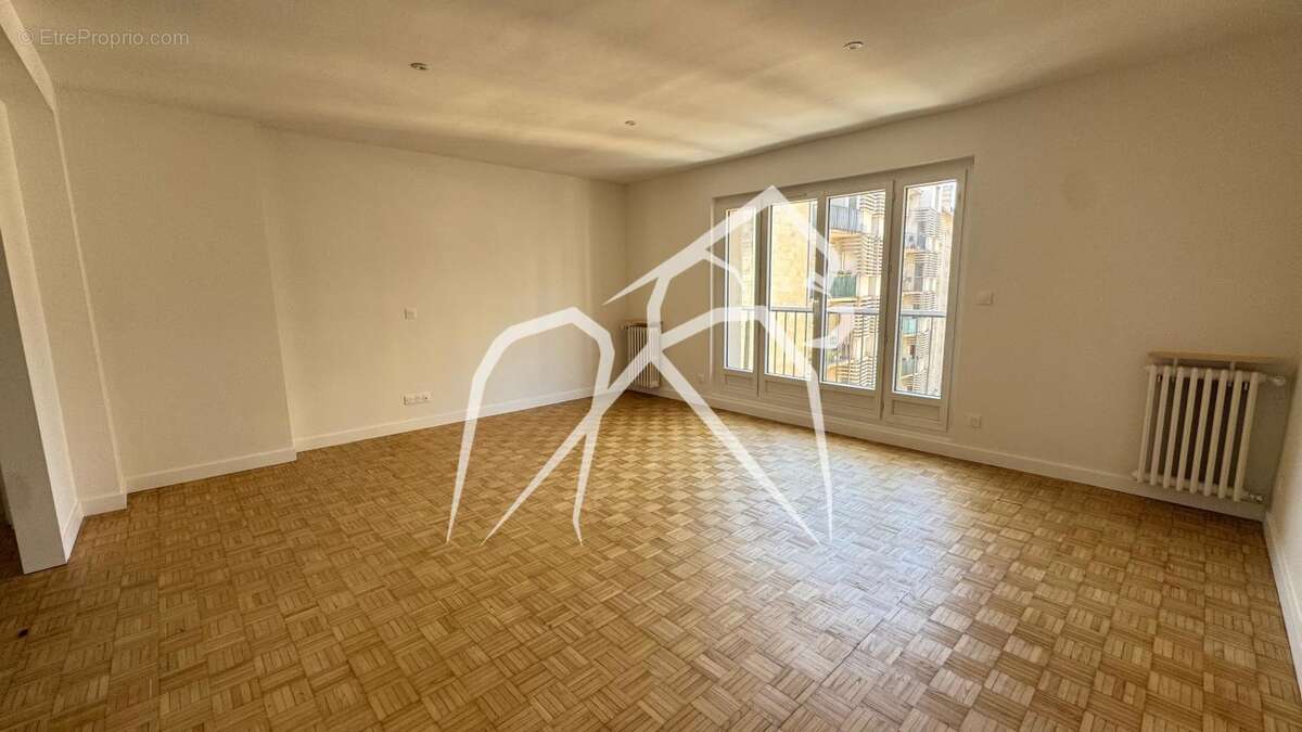 Appartement 3 pièces  Rouen hypercentre avec vue sur la Cathédrale  82 m² - photo 2