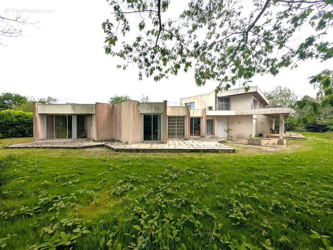 Grande maison d'architecte sur parc arboré - photo 24