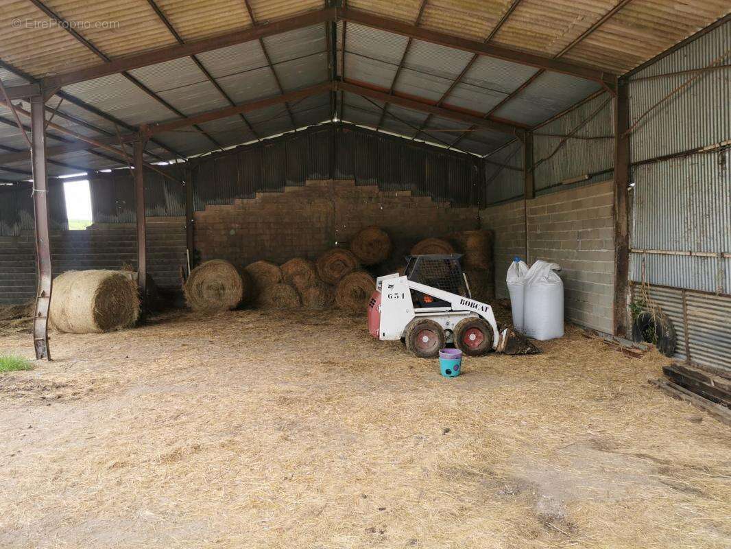 Maison à FAVERDINES