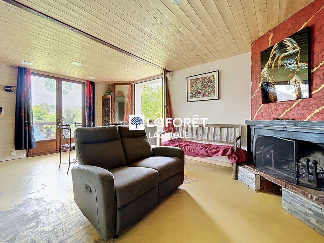 Maison Argences En Aubrac 4 pièce(s) 121 m2 - photo 3