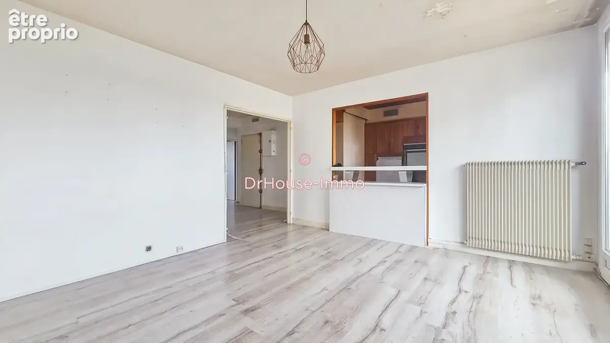 Appartement 75 m² à Nozay  - photo 4