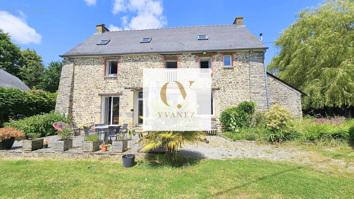 Maison à DOMAGNE