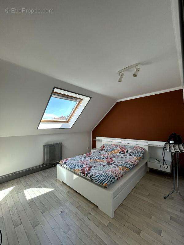 Nevers  à découvrir Très Jolie maison 7 pièce(s) 132.41 m2 - photo 13