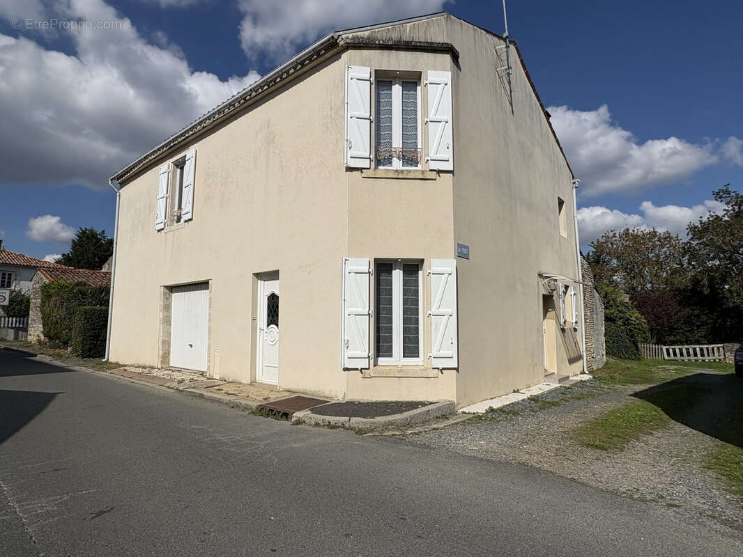 Maison à LA TAILLEE