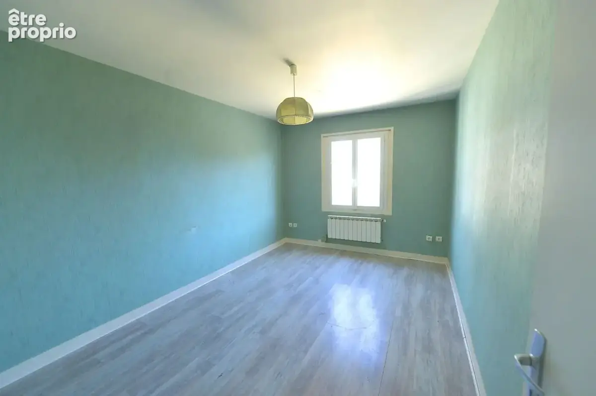 Appartement 70 m² à Saint-Georges-De-Didonne  - photo 2
